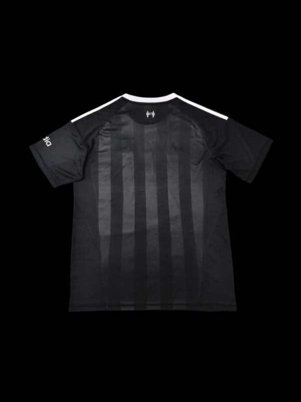 25 26 Liverpool Goalkeeper Fan Jersey - Image 2