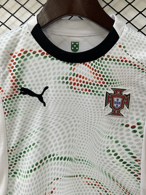2526 Portugal Away Set - Image 4