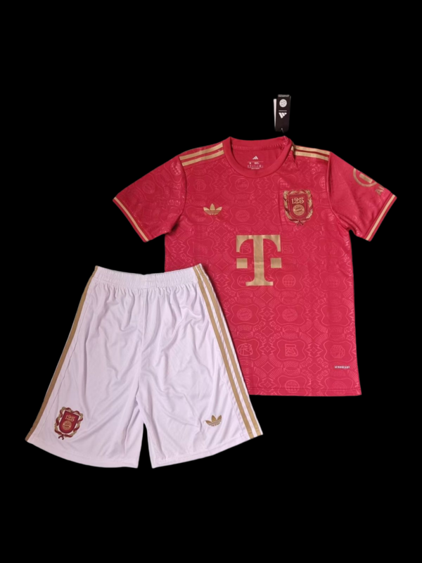 Bayern 125th Anniversary Set
