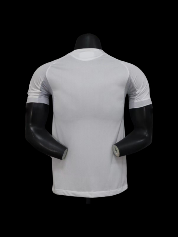 25 26 Real Madrid Home Player Jersey - Image 2