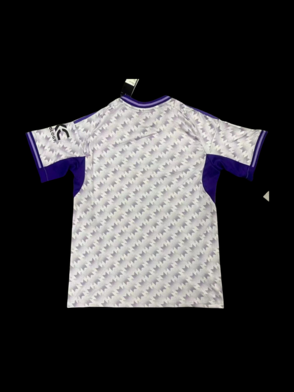 25 26 Man United New Fan Jersey - Image 2