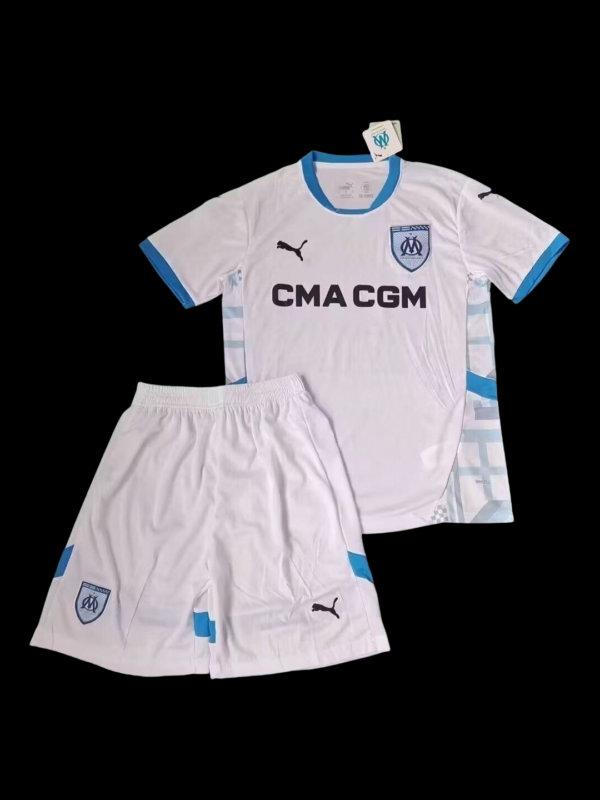 2425 Marseille Away Set