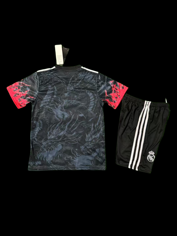 2526 Real Madrid Special Edition Set - Image 2