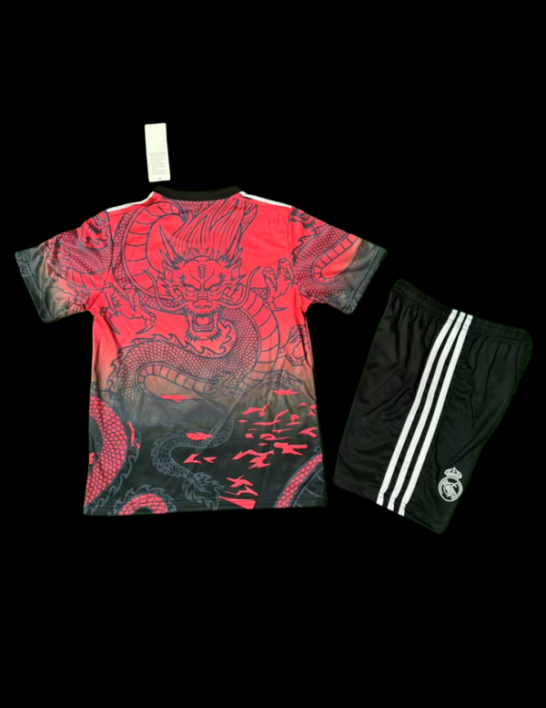 2526 Real Madrid Special Edition Set - Image 2